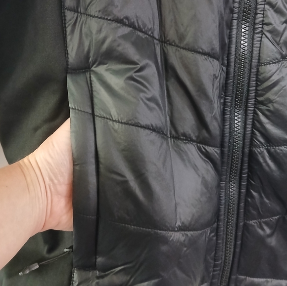 Spyder sz M Black Lightweight Zip Front Quilted Jacket - Picture 6 of 11